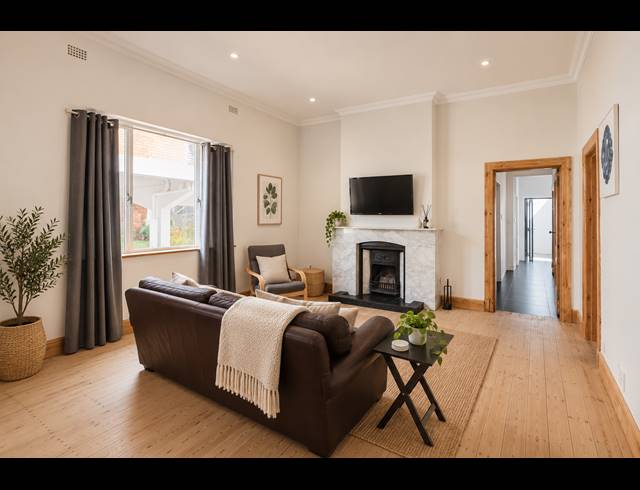 3 BEDROOM HOUSE FOR SALE IN SEA POINT